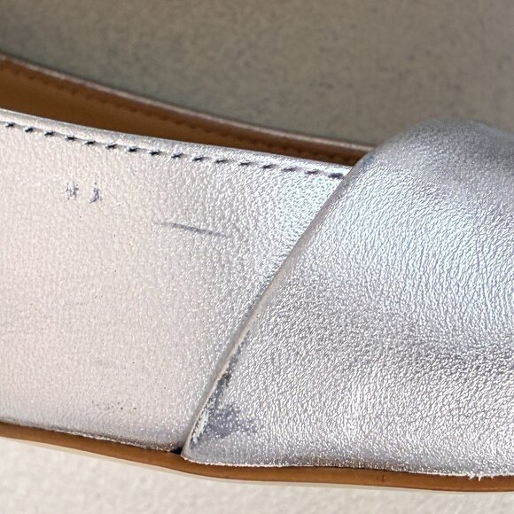 Talbots Edison Slingback Flats Womens 9AA. Silver Leather Upper Buckle Holiday - Picture 11 of 11